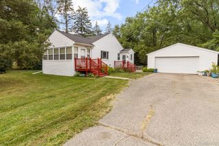 7330 Embury Road, Grand Blanc Charter Township, MI 48439