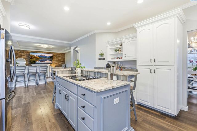 5620 W Dradie St, Pasco, WA 99301