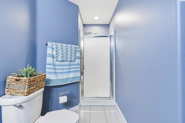 5620 W Dradie St, Pasco, WA 99301