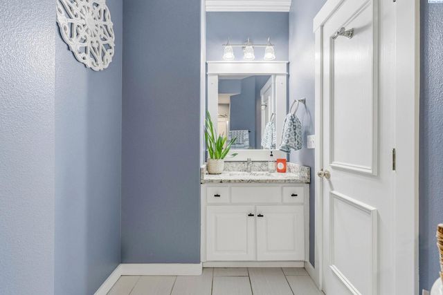 5620 W Dradie St, Pasco, WA 99301