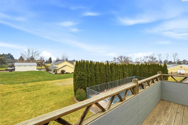 5620 W Dradie St, Pasco, WA 99301