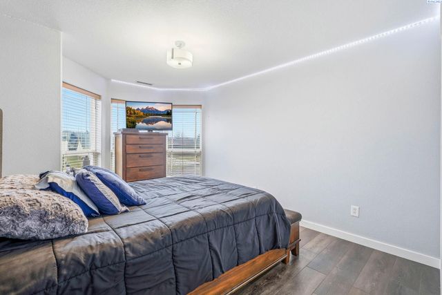 5620 W Dradie St, Pasco, WA 99301