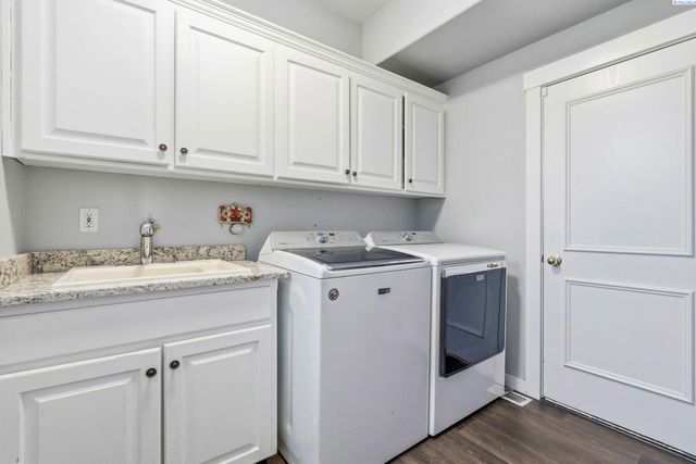 5620 W Dradie St, Pasco, WA 99301