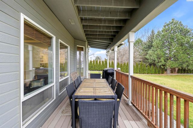 5620 W Dradie St, Pasco, WA 99301