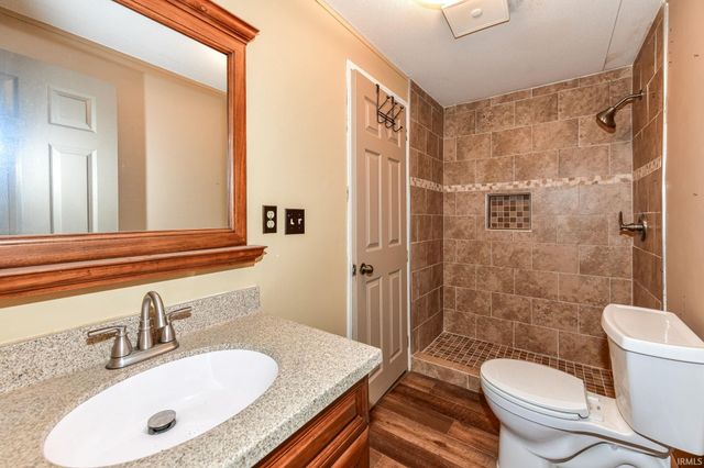 8911 & 8801 N Walnut Street, Muncie, IN 47303
