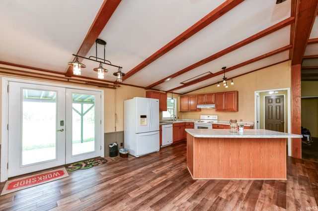 8911 & 8801 N Walnut Street, Muncie, IN 47303