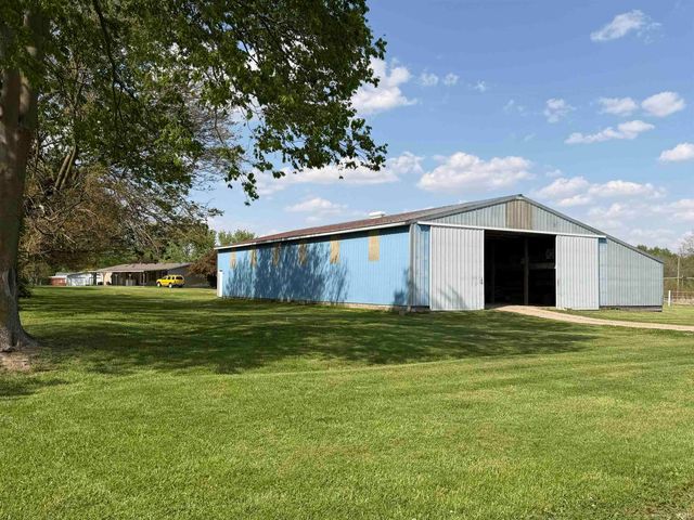 8911 & 8801 N Walnut Street, Muncie, IN 47303