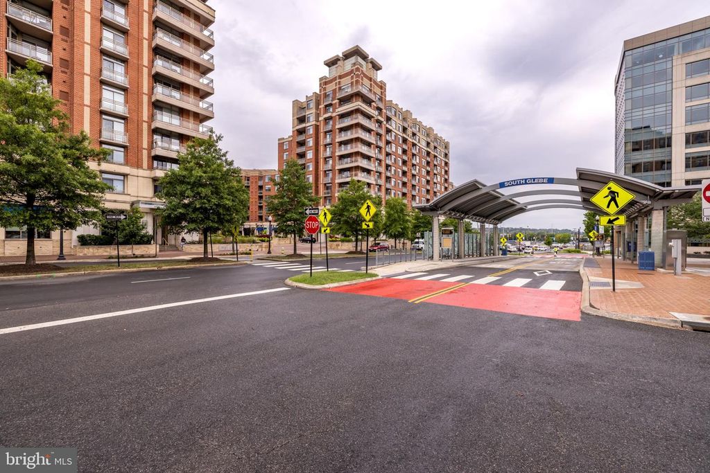 3600 S GLEBE RD #409W, Arlington, VA 22202