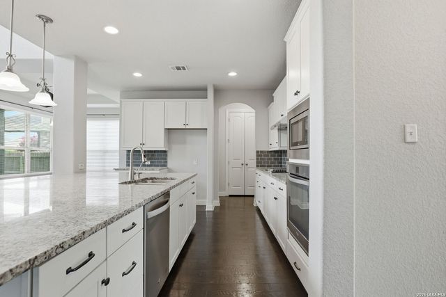 205 Woods Of Boerne, Boerne, TX 78006