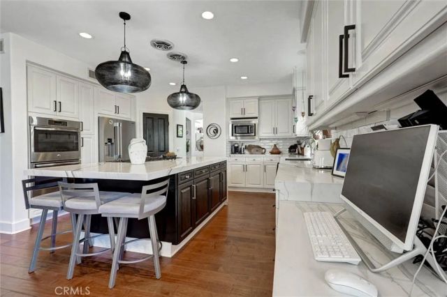 216 High Meadow, Simi Valley, CA 93065