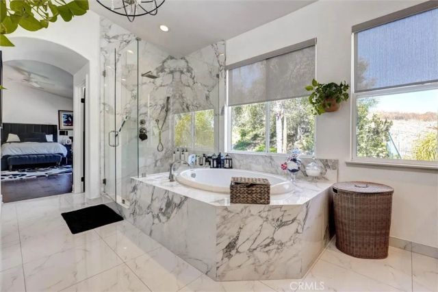 216 High Meadow, Simi Valley, CA 93065