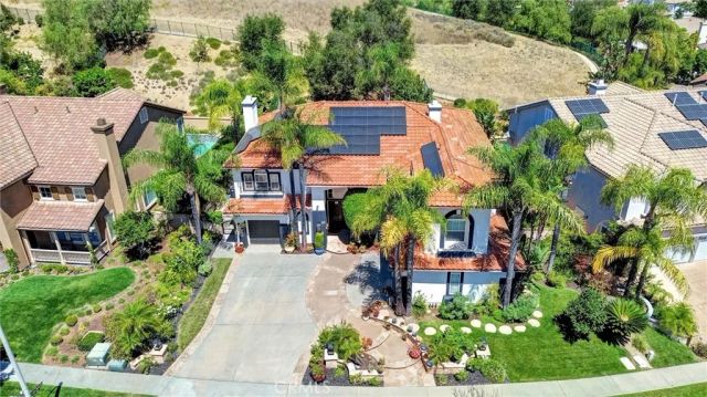 216 High Meadow, Simi Valley, CA 93065