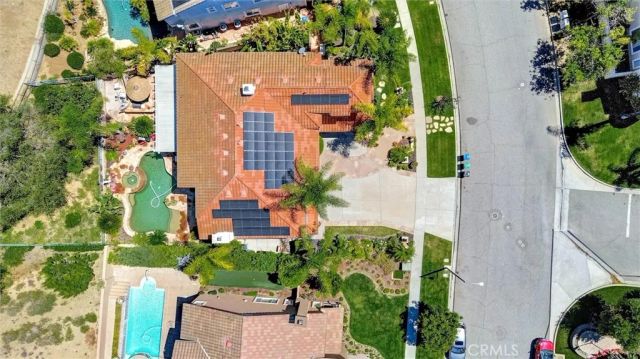 216 High Meadow, Simi Valley, CA 93065