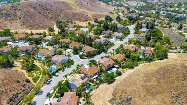 216 High Meadow, Simi Valley, CA 93065