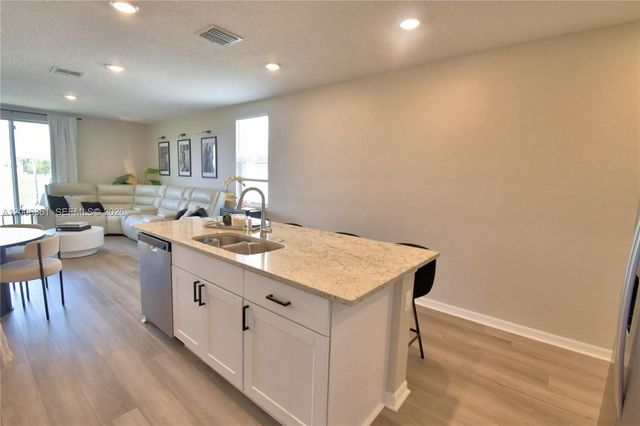 3563 Broadwing Boulevard, Kissimmee, FL 34759