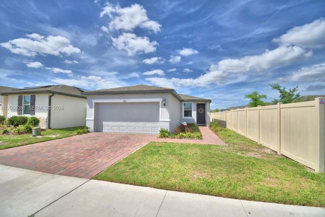3563 Broadwing Boulevard, Kissimmee, FL 34759