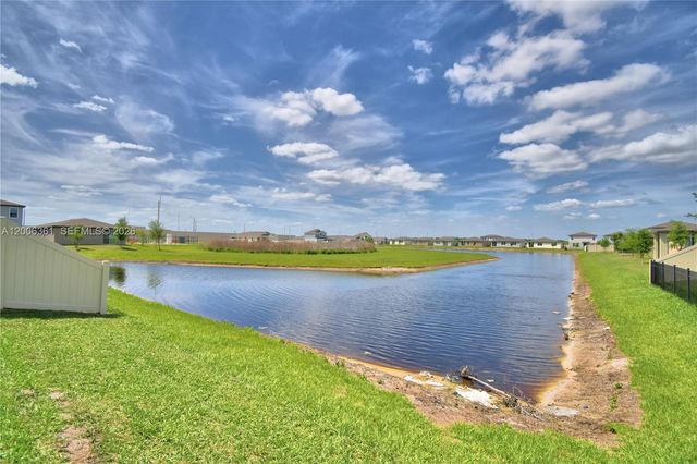 3563 Broadwing Boulevard, Kissimmee, FL 34759