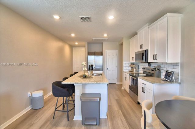 3563 Broadwing Boulevard, Kissimmee, FL 34759