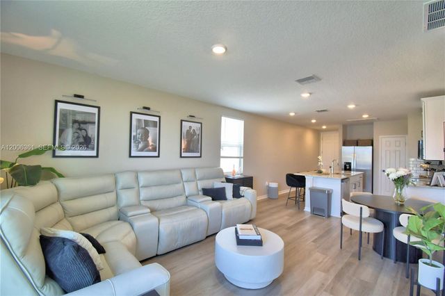 3563 Broadwing Boulevard, Kissimmee, FL 34759