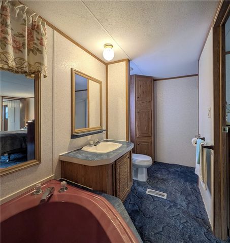 401 Silver Lane, Center Twp, PA 16001