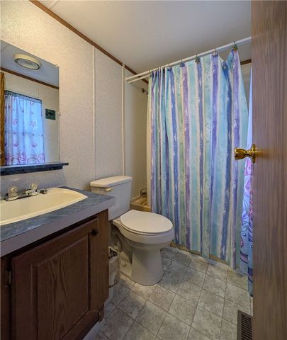 401 Silver Lane, Center Twp, PA 16001