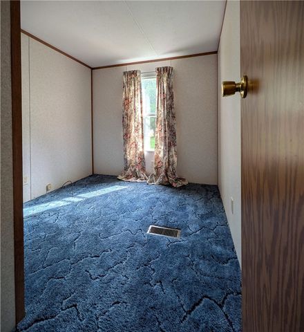 401 Silver Lane, Center Twp, PA 16001