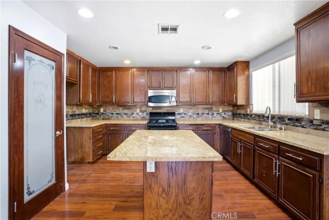 44103 Sundance Court, Lancaster, CA 93535