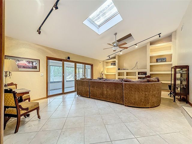 1518 DAWN HEIGHTS DRIVE, Lakeland, FL 33801