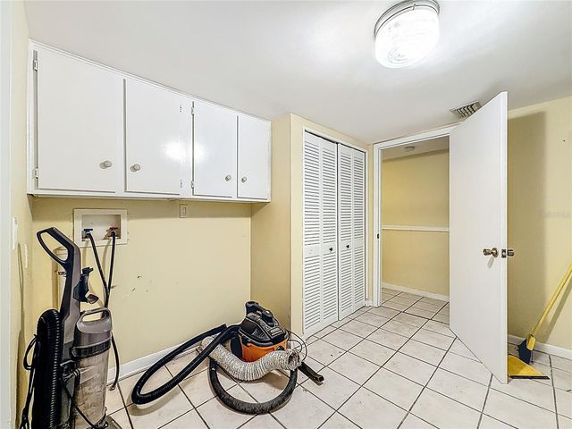 1518 DAWN HEIGHTS DRIVE, Lakeland, FL 33801