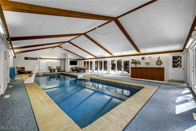 21903 Meadows Edge Lane, Strongsville, OH 44149