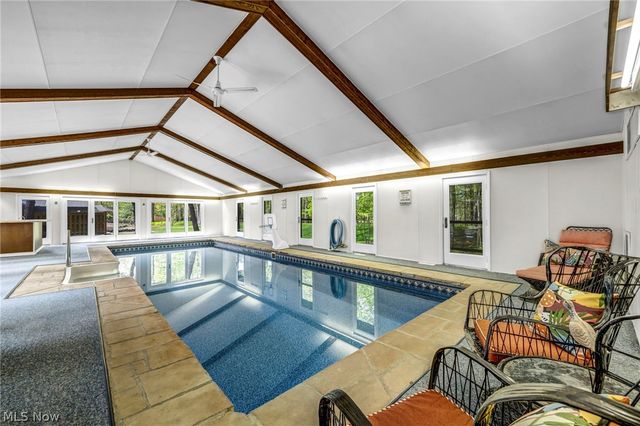 21903 Meadows Edge Lane, Strongsville, OH 44149