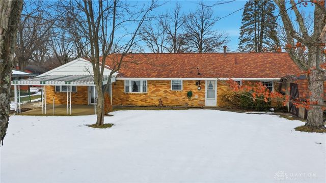 2222 Bending Willow Drive, Kettering, OH 45440