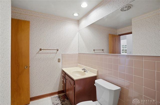 2222 Bending Willow Drive, Kettering, OH 45440