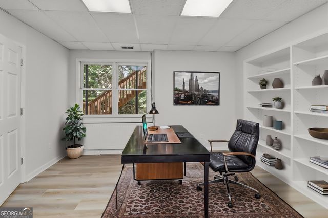 5295 Oxford Chase Way, Atlanta, GA 30338