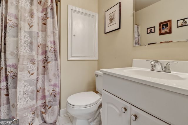 5295 Oxford Chase Way, Atlanta, GA 30338
