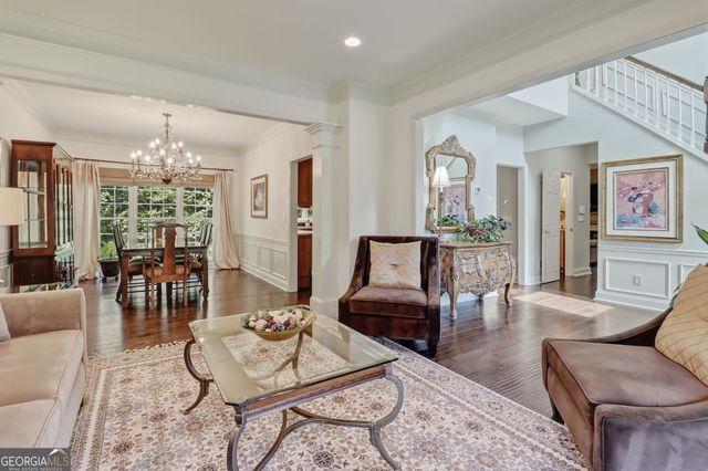 5295 Oxford Chase Way, Atlanta, GA 30338