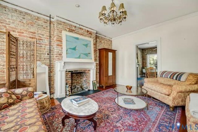 247 Grove Ave, Petersburg, VA 23803