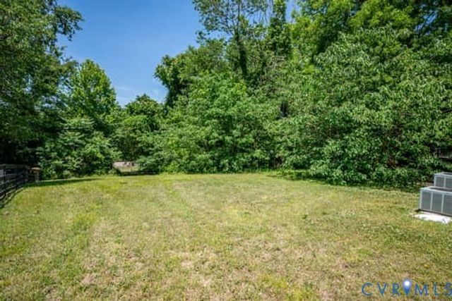 247 Grove Ave, Petersburg, VA 23803