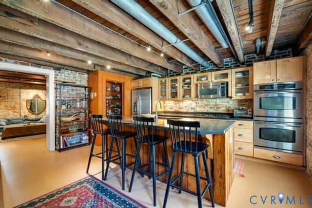247 Grove Ave, Petersburg, VA 23803