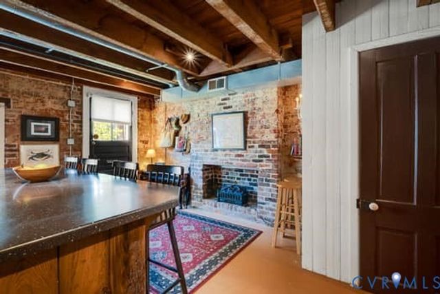 247 Grove Ave, Petersburg, VA 23803