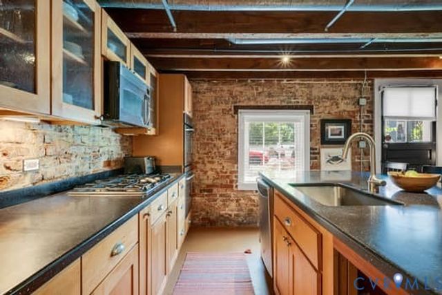 247 Grove Ave, Petersburg, VA 23803