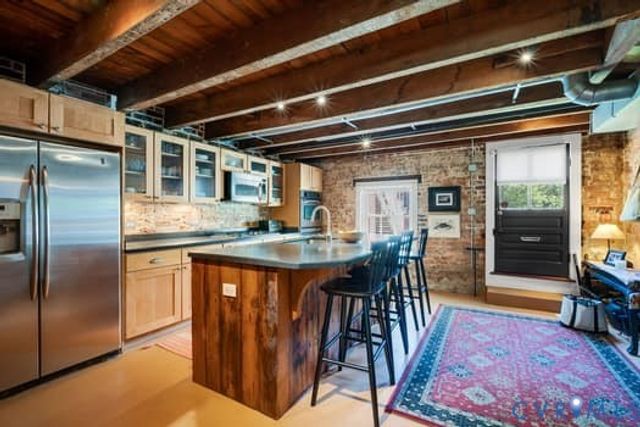 247 Grove Ave, Petersburg, VA 23803