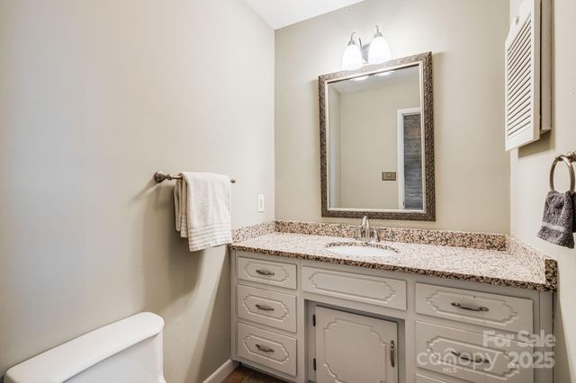 15 Crest Circle Drive, Weaverville, NC 28787