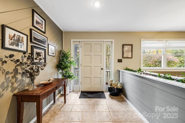 15 Crest Circle Drive, Weaverville, NC 28787