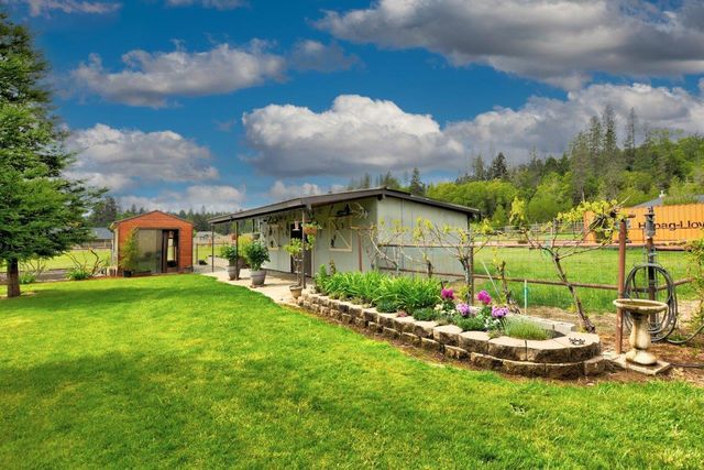 5786 Riverbanks Road, Grants Pass, OR 97527