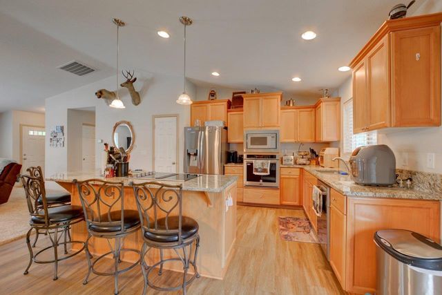 5786 Riverbanks Road, Grants Pass, OR 97527