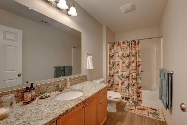 5786 Riverbanks Road, Grants Pass, OR 97527