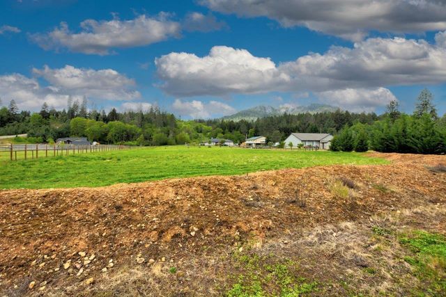 5786 Riverbanks Road, Grants Pass, OR 97527