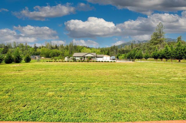 5786 Riverbanks Road, Grants Pass, OR 97527