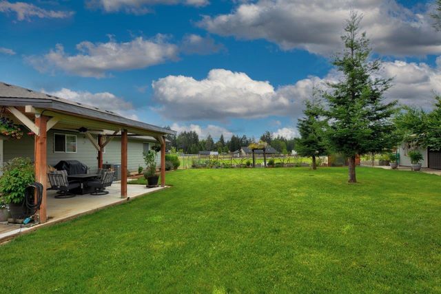 5786 Riverbanks Road, Grants Pass, OR 97527